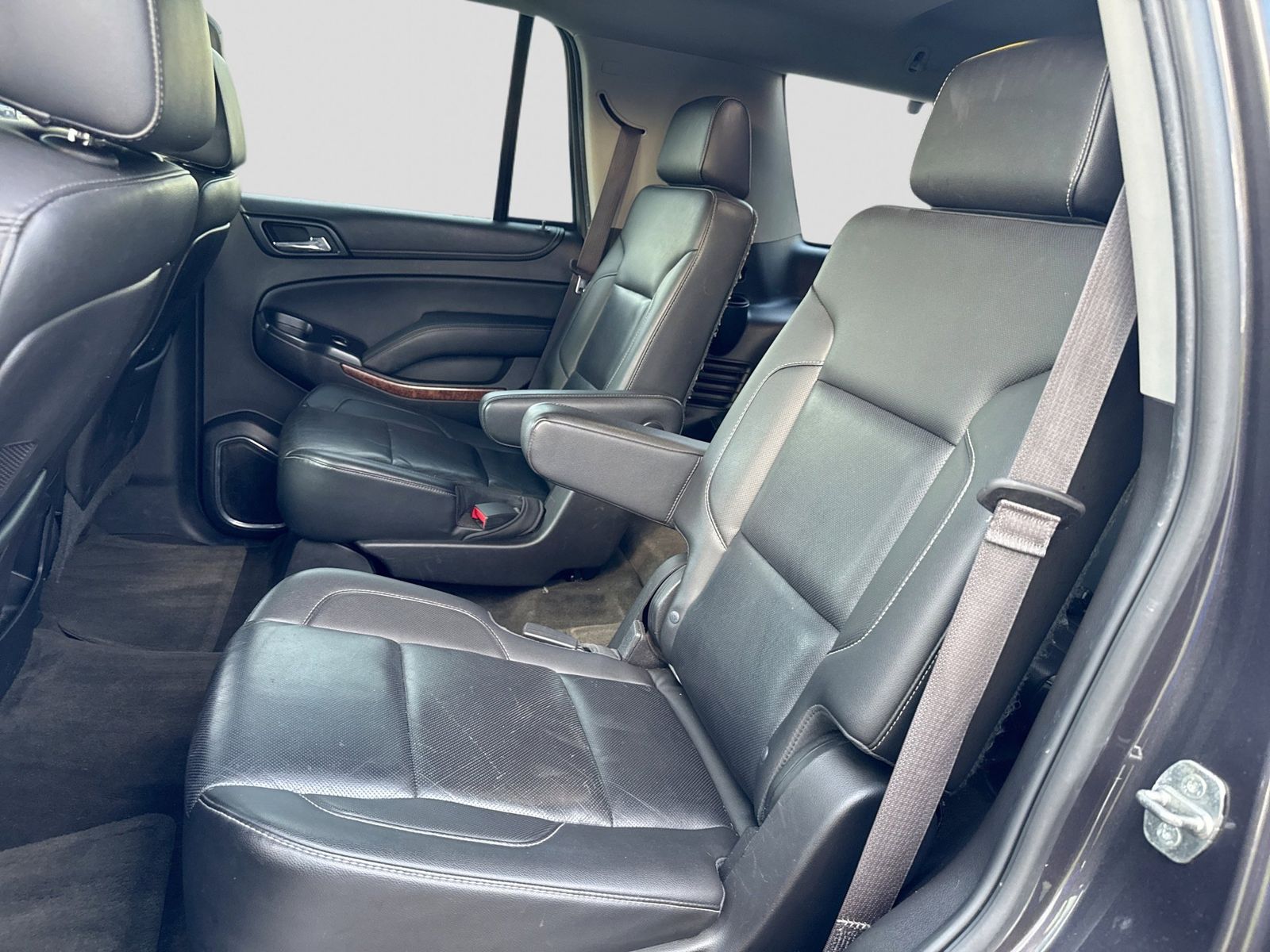 Thumbnail: 2015 Chevrolet Tahoe - 25
