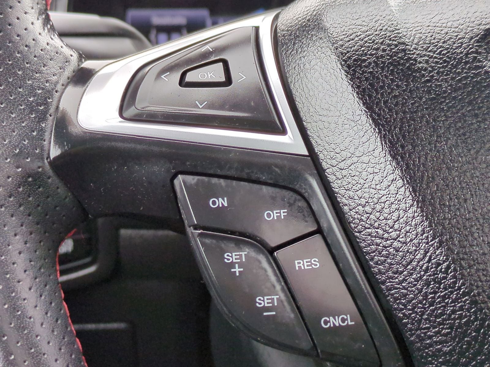 Thumbnail: 2024 Ford Edge - 29