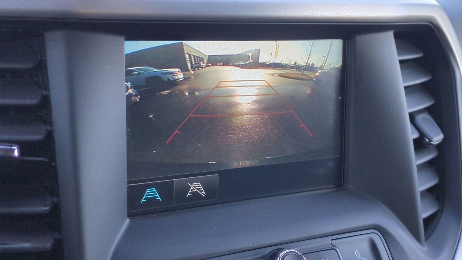 Thumbnail: 2019 GMC Acadia - 29