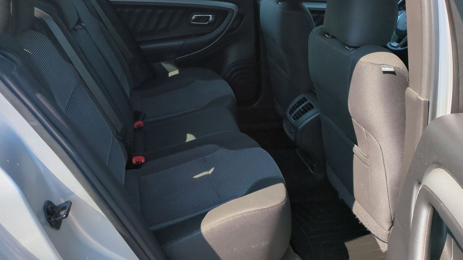 Thumbnail: 2014 Ford Taurus - 18