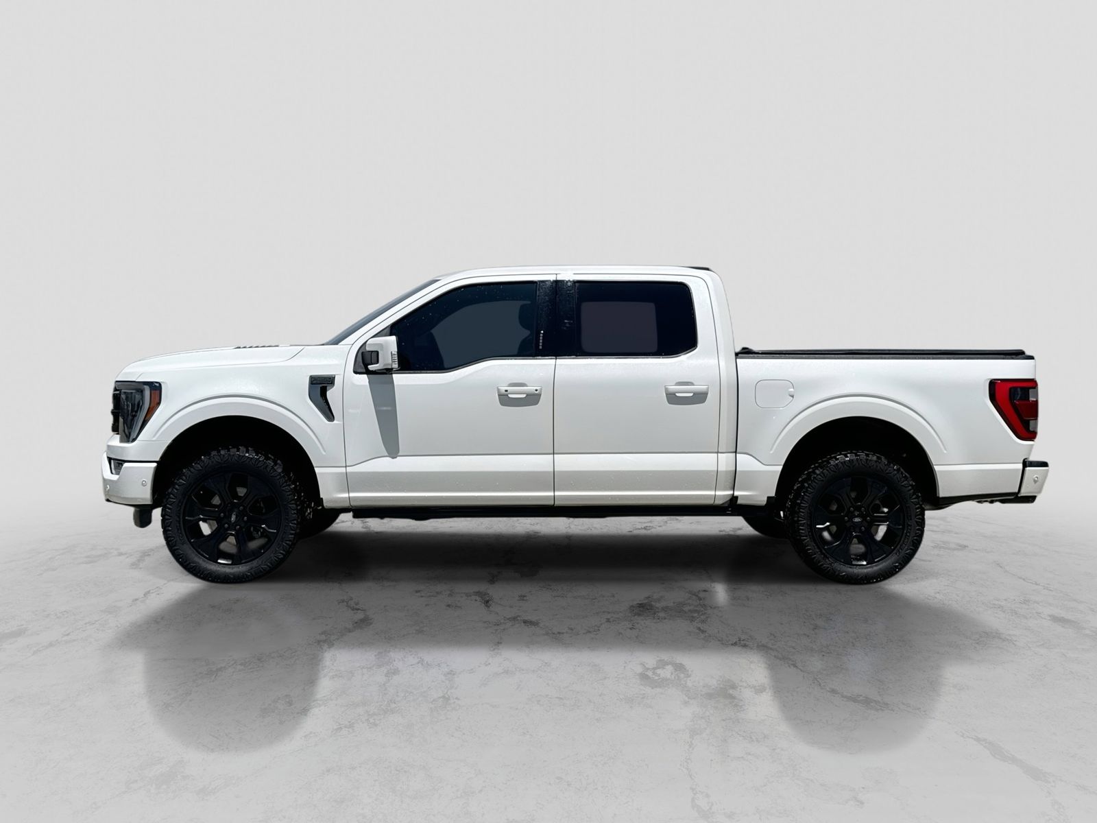 Thumbnail: 2022 Ford F-150 - 2