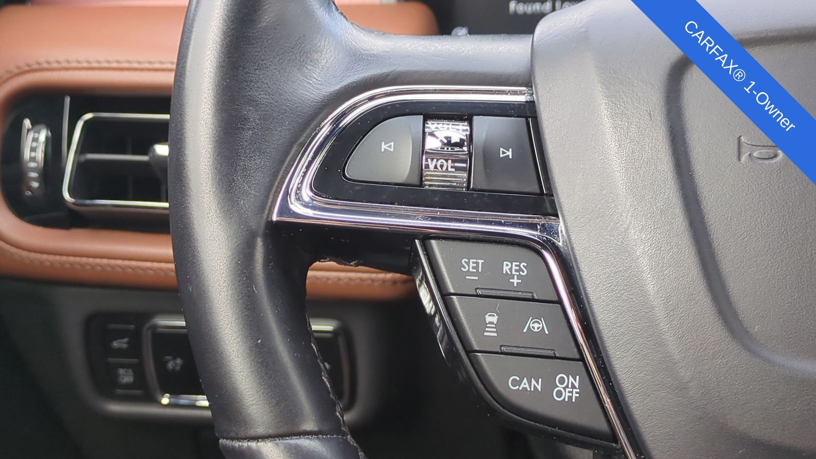 Thumbnail: 2023 Lincoln Nautilus - 28