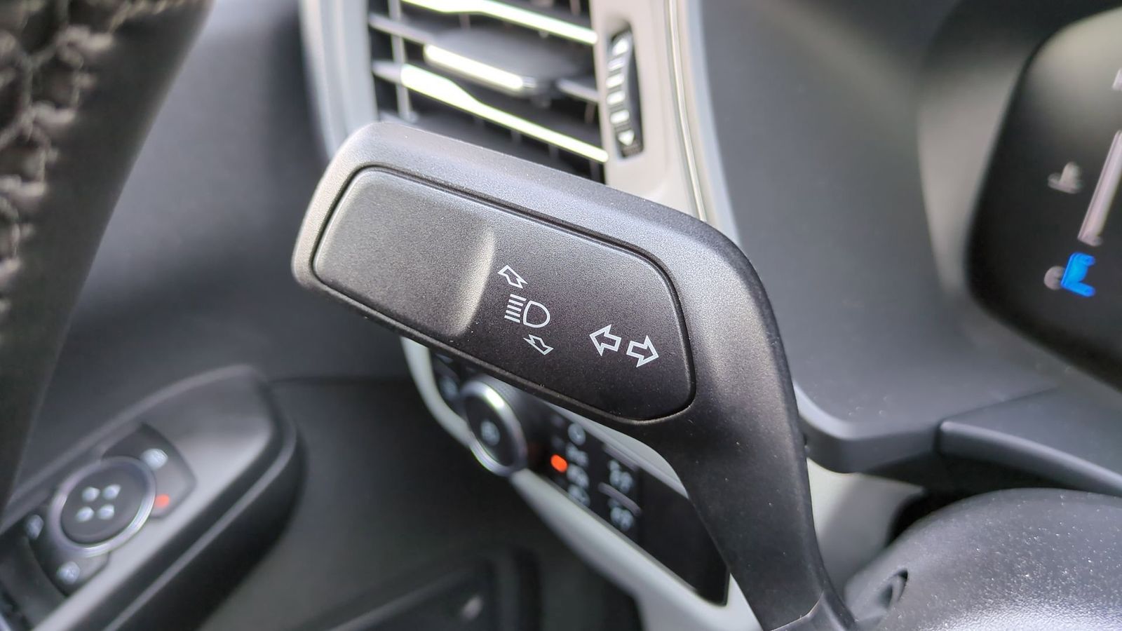 Thumbnail: 2025 Ford Escape - 25