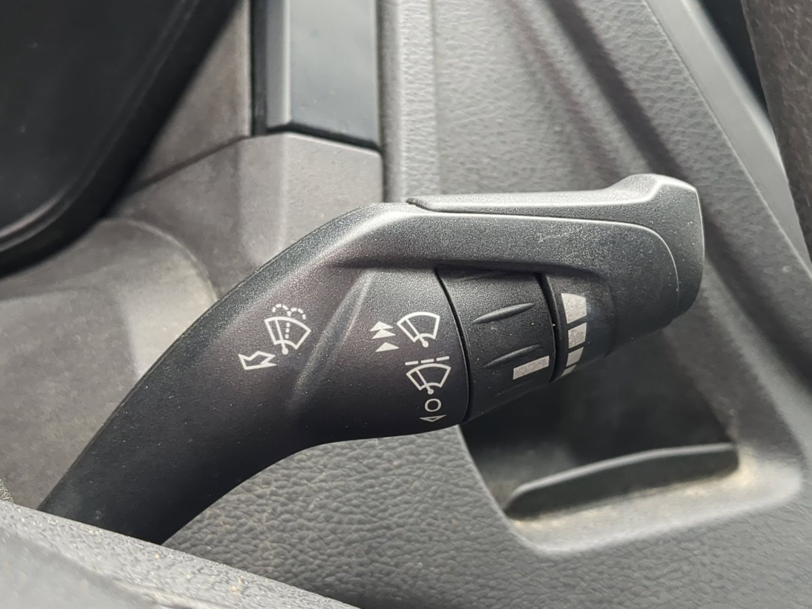 Thumbnail: 2015 Ford Transit Series - 22