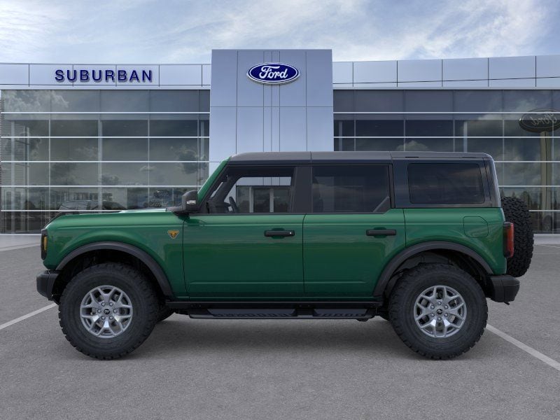 Thumbnail: 2025 Ford Bronco - 3