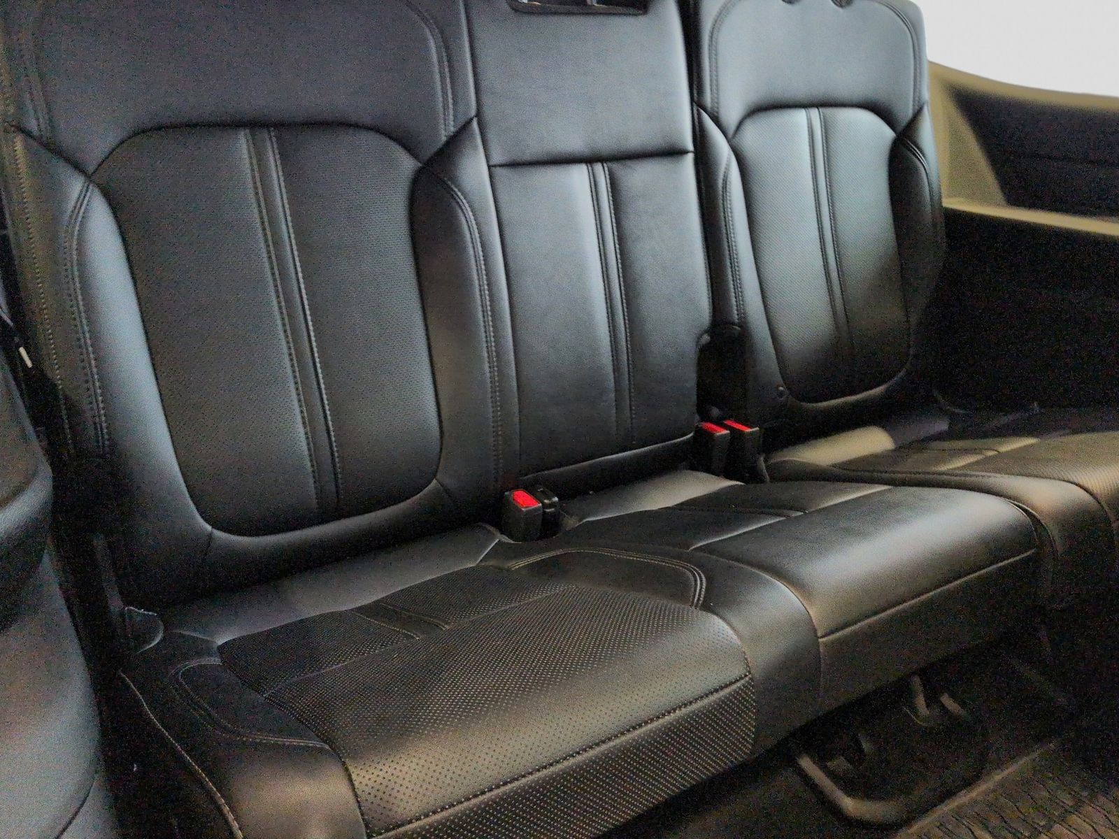 Thumbnail: 2024 Jeep Wagoneer - 27