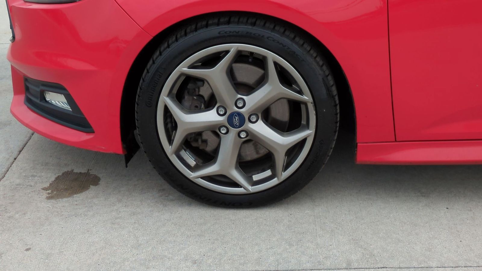 2017 Ford Focus ST 12