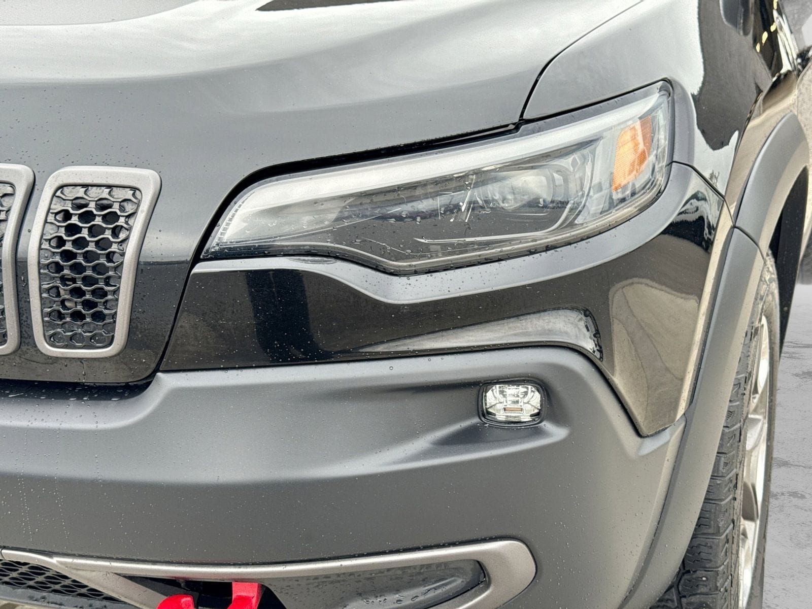 Thumbnail: 2019 Jeep Cherokee - 13