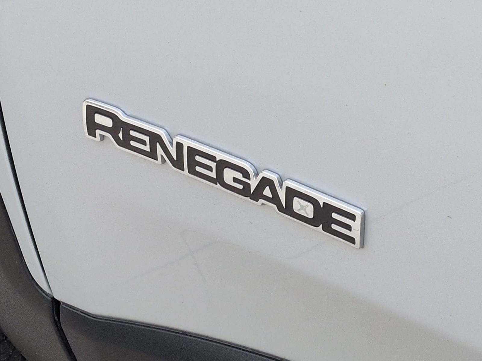 Thumbnail: 2020 Jeep Renegade - 15