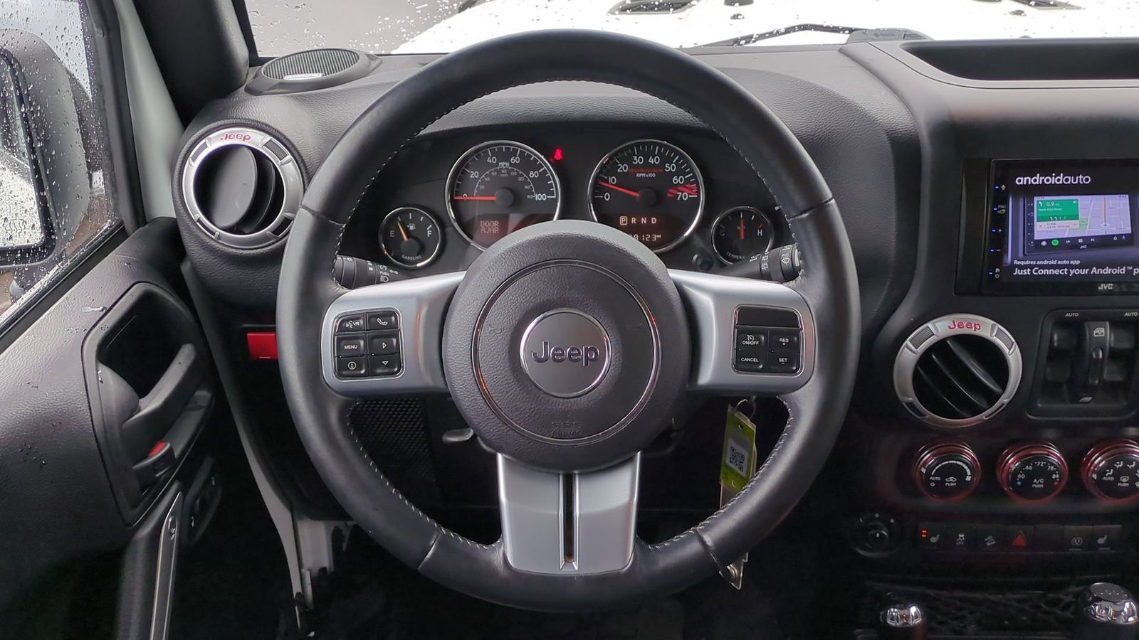 2016 Jeep Wrangler Unlimited Rubicon 24