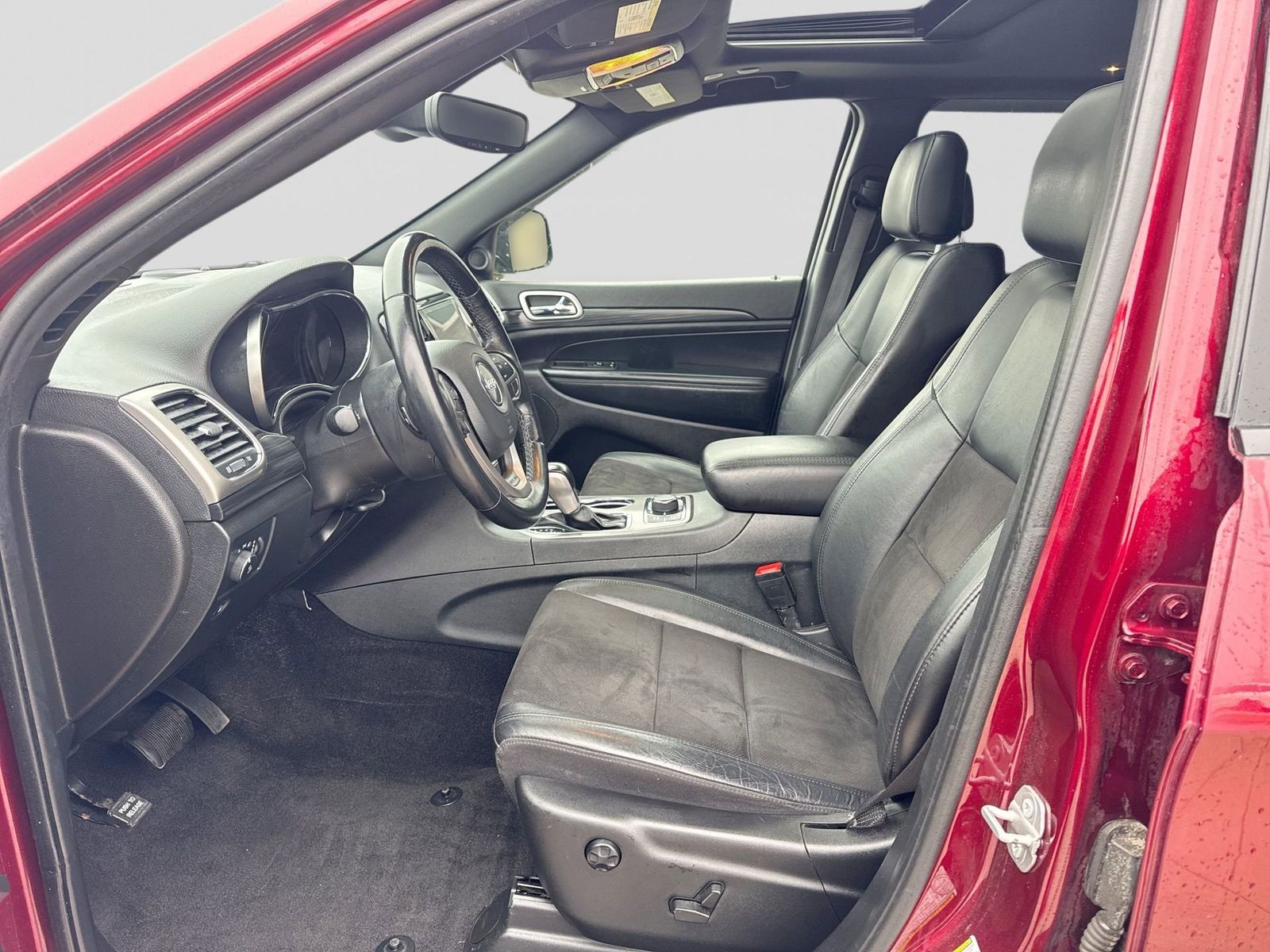 Thumbnail: 2022 Jeep Grand Cherokee - 3