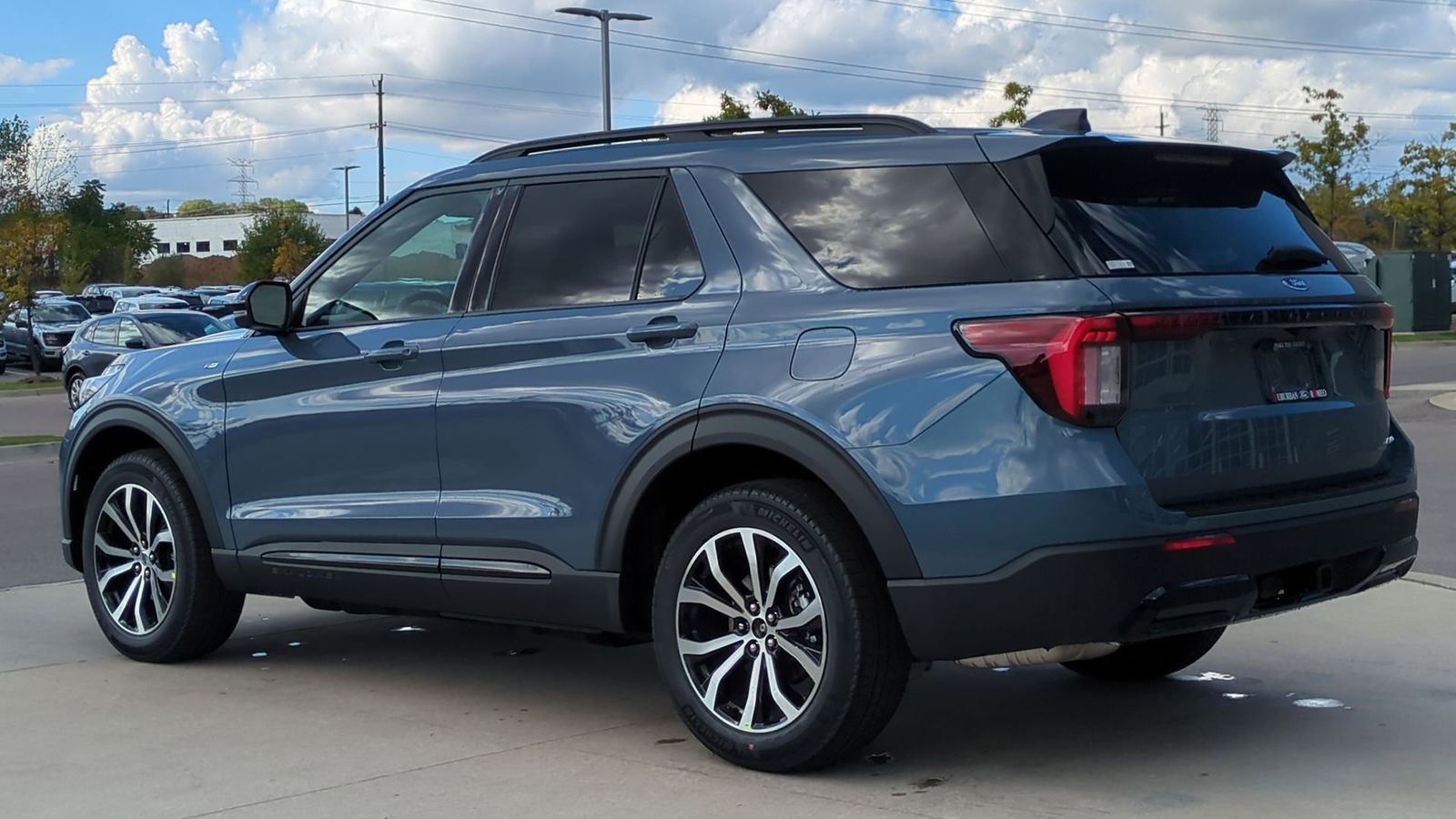 Thumbnail: 2025 Ford Explorer - 3