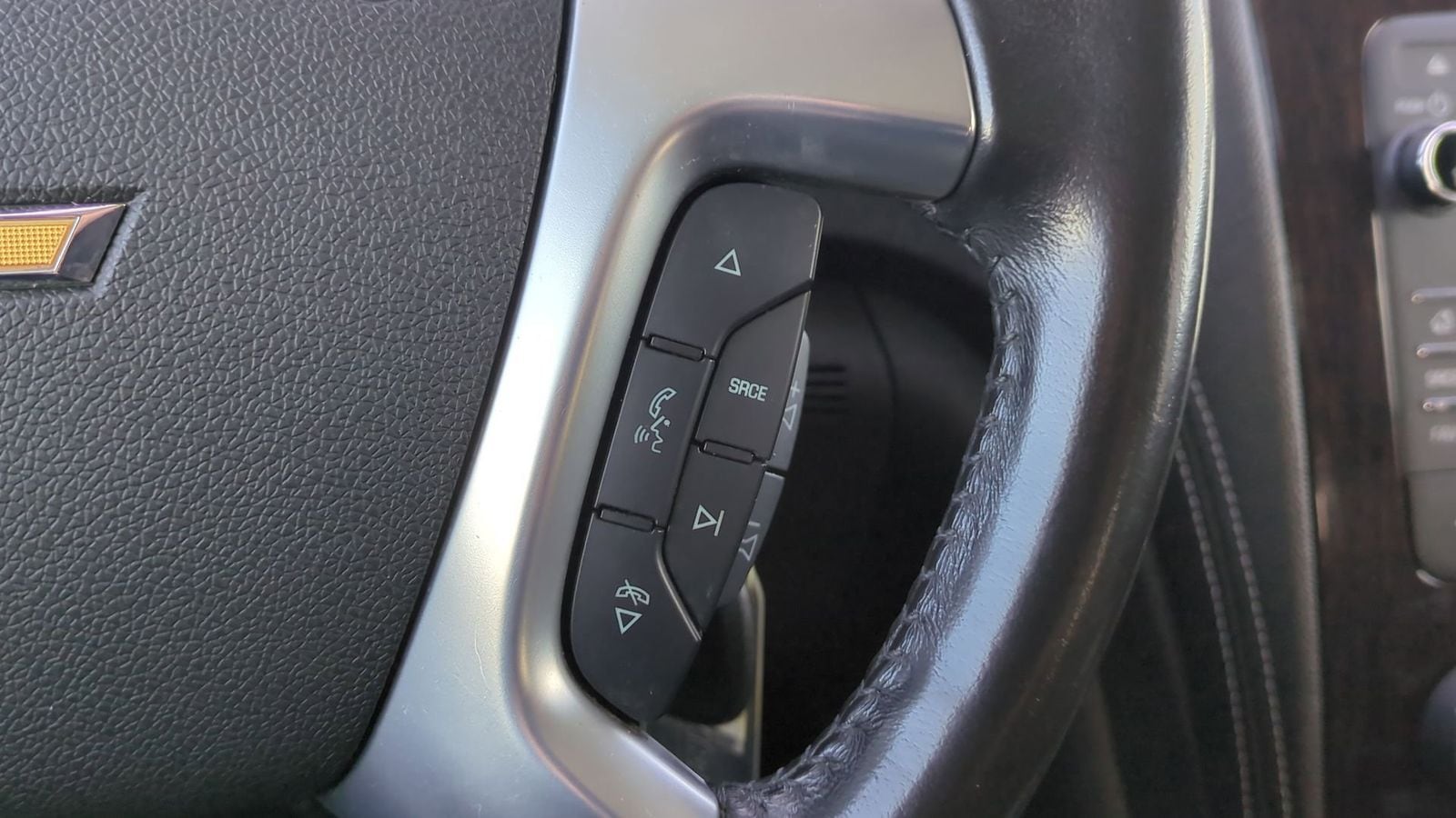 Thumbnail: 2017 Chevrolet Traverse - 27