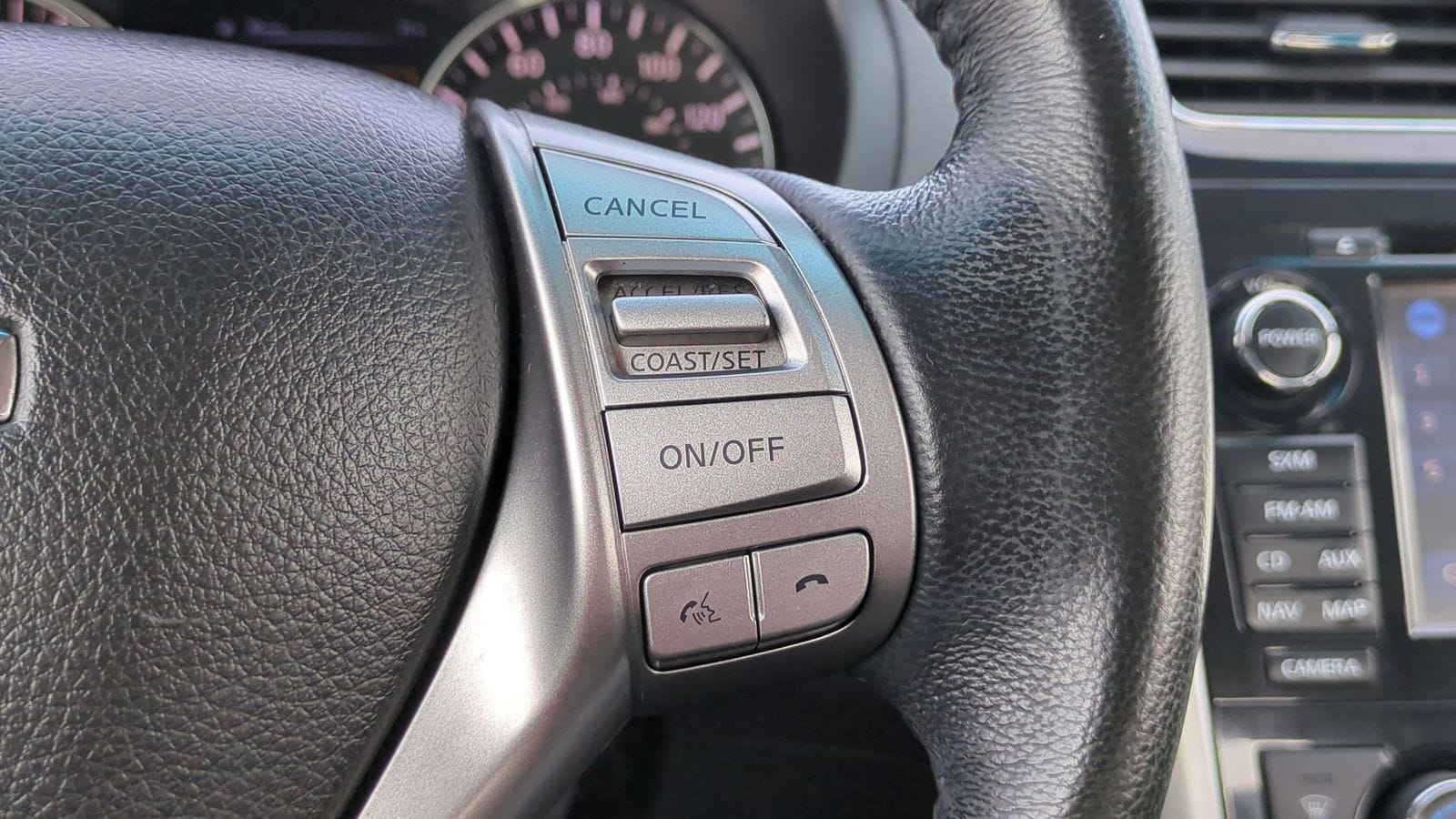 Thumbnail: 2014 Nissan Altima - 23