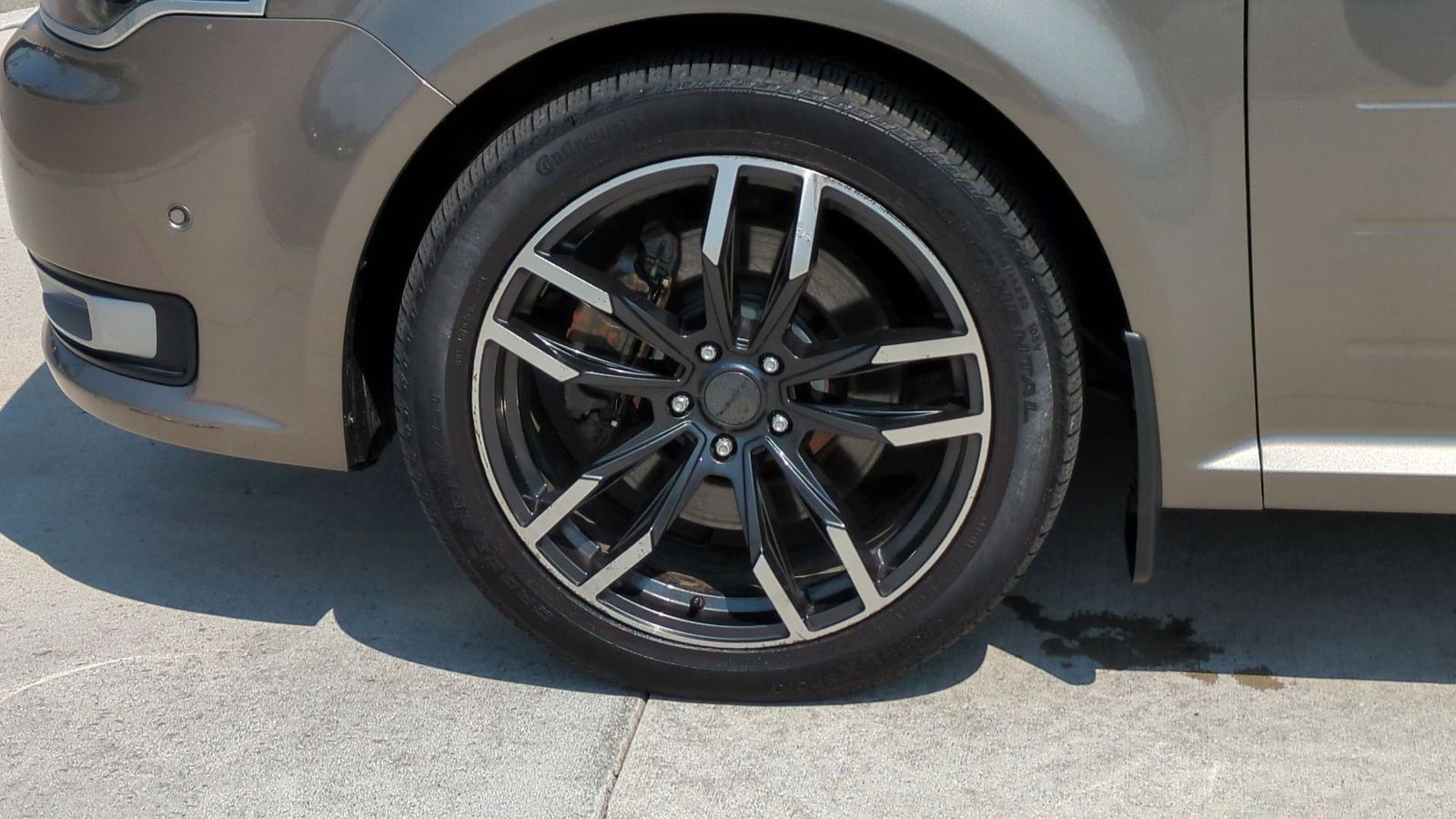 Thumbnail: 2014 Ford Flex - 13