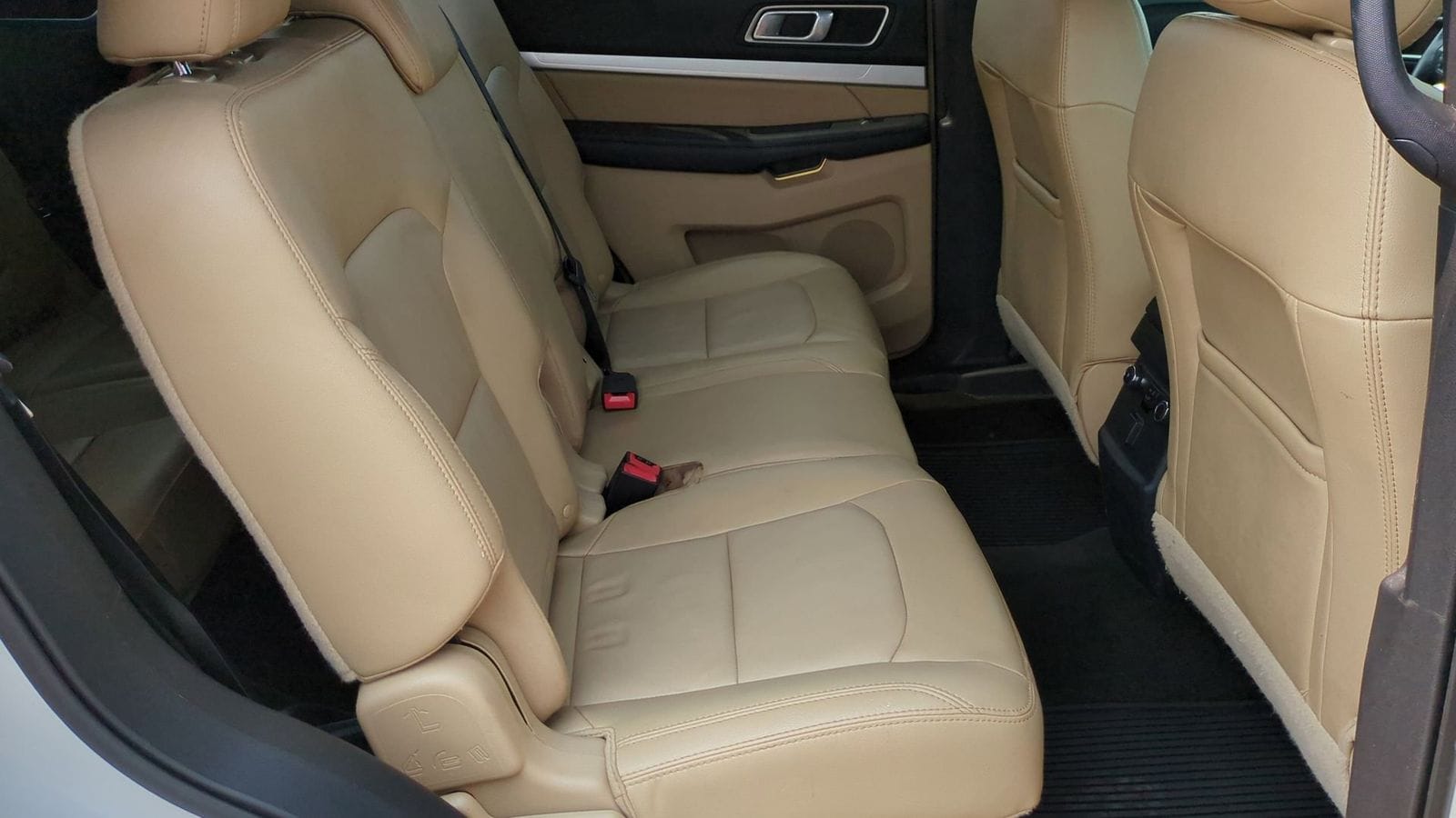 Thumbnail: 2016 Ford Explorer - 22