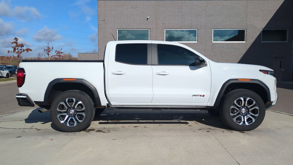Used 2023 GMC Canyon AT4 Truck