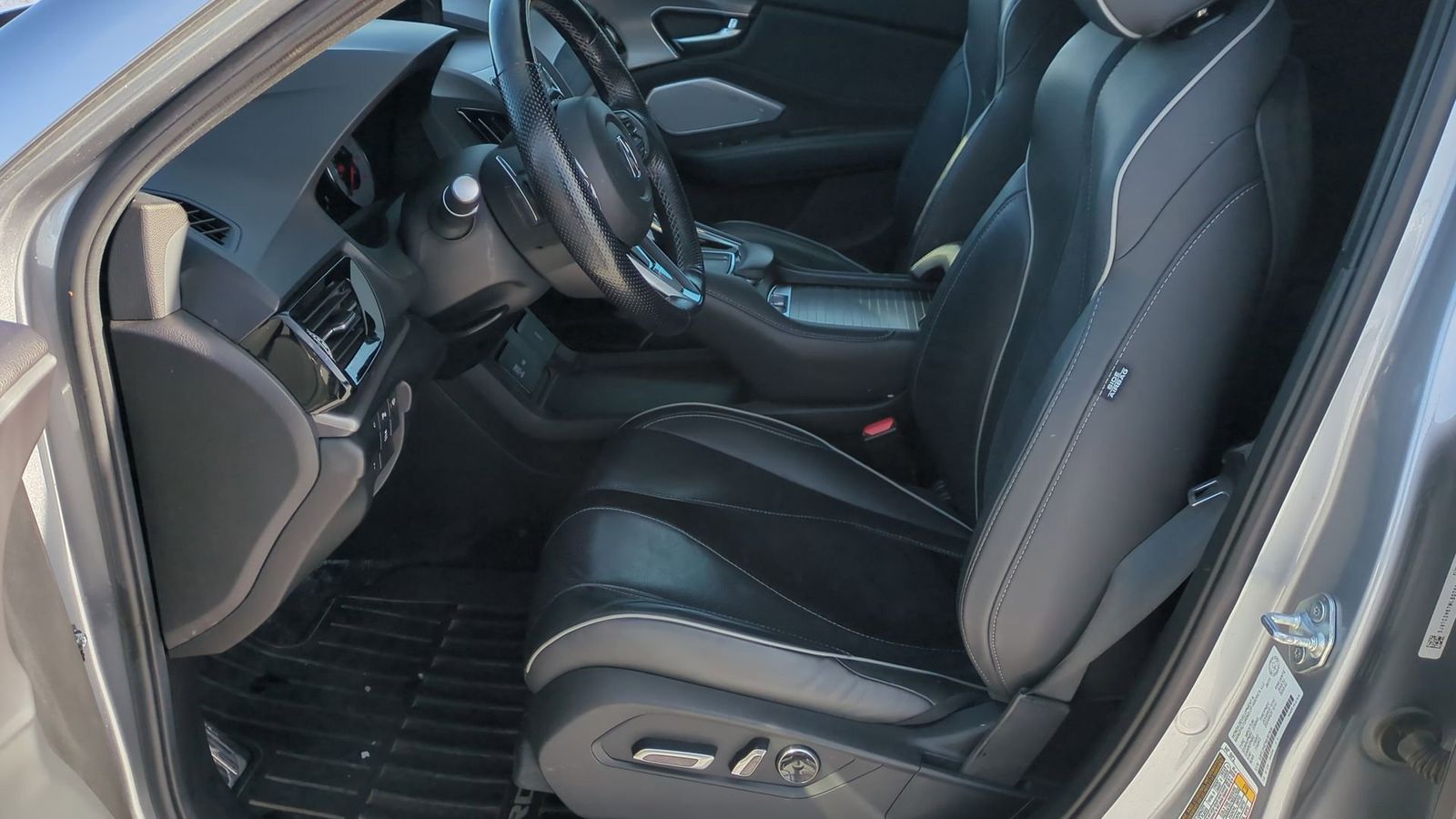 Thumbnail: 2021 Acura RDX - 15