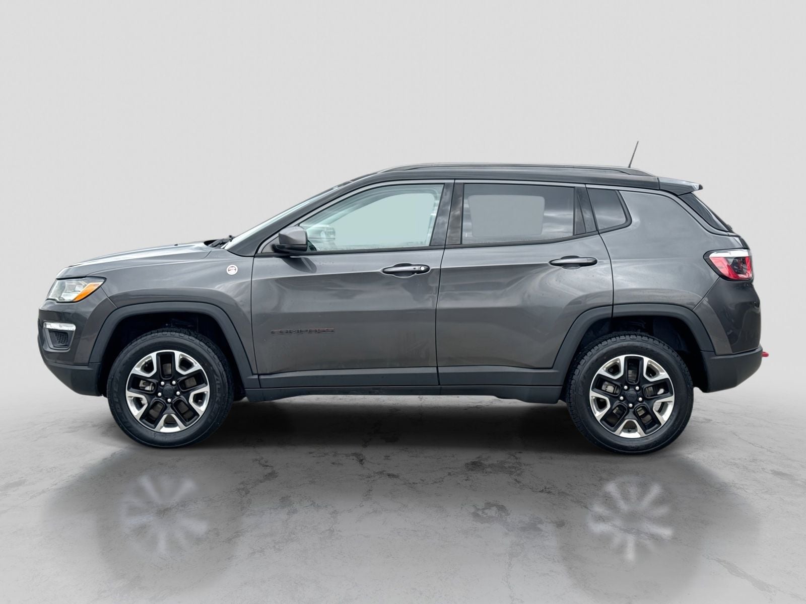 Thumbnail: 2018 Jeep Compass - 3