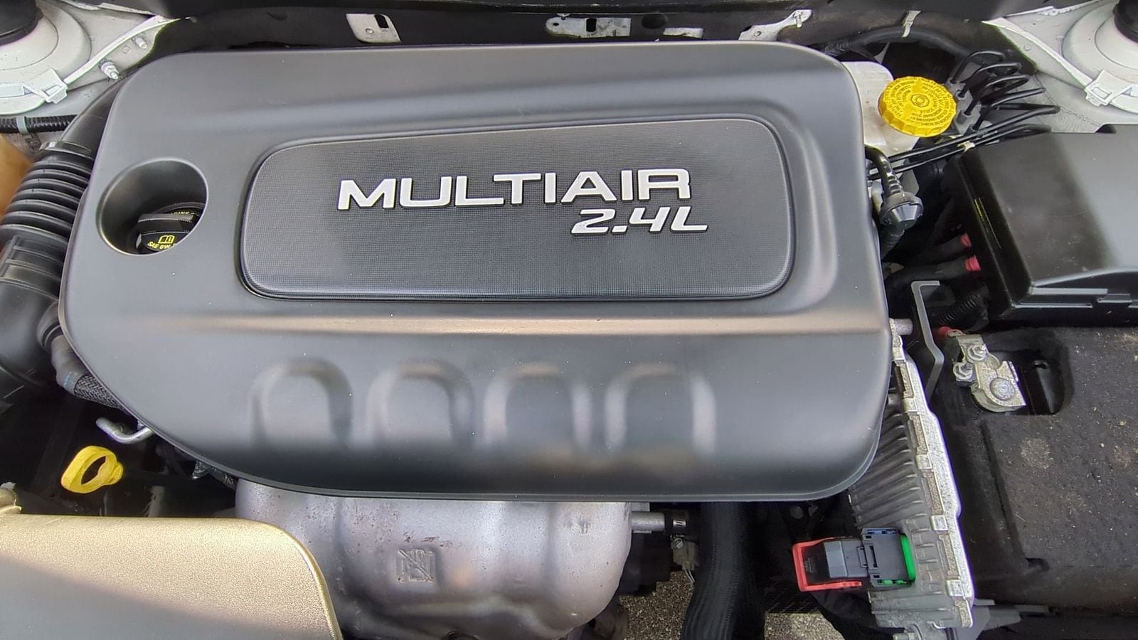 Thumbnail: 2018 Jeep Cherokee - 15