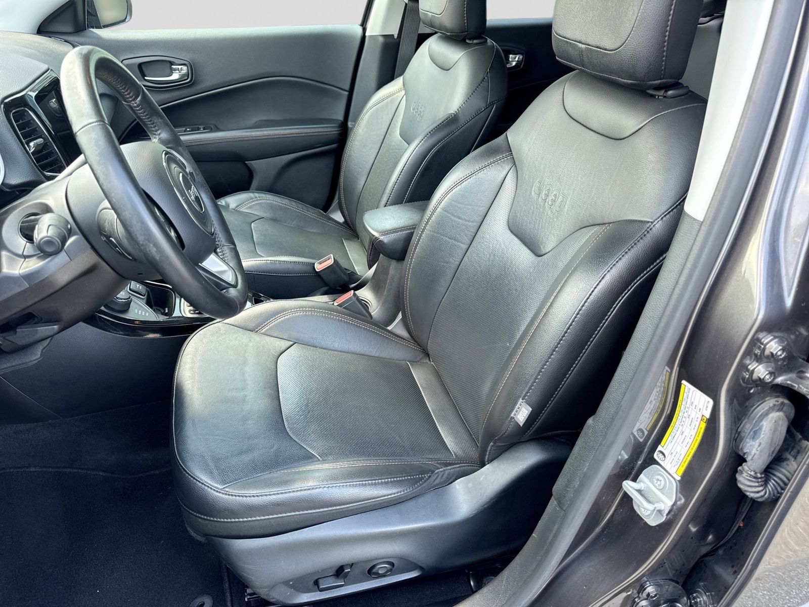 Thumbnail: 2019 Jeep Compass - 17