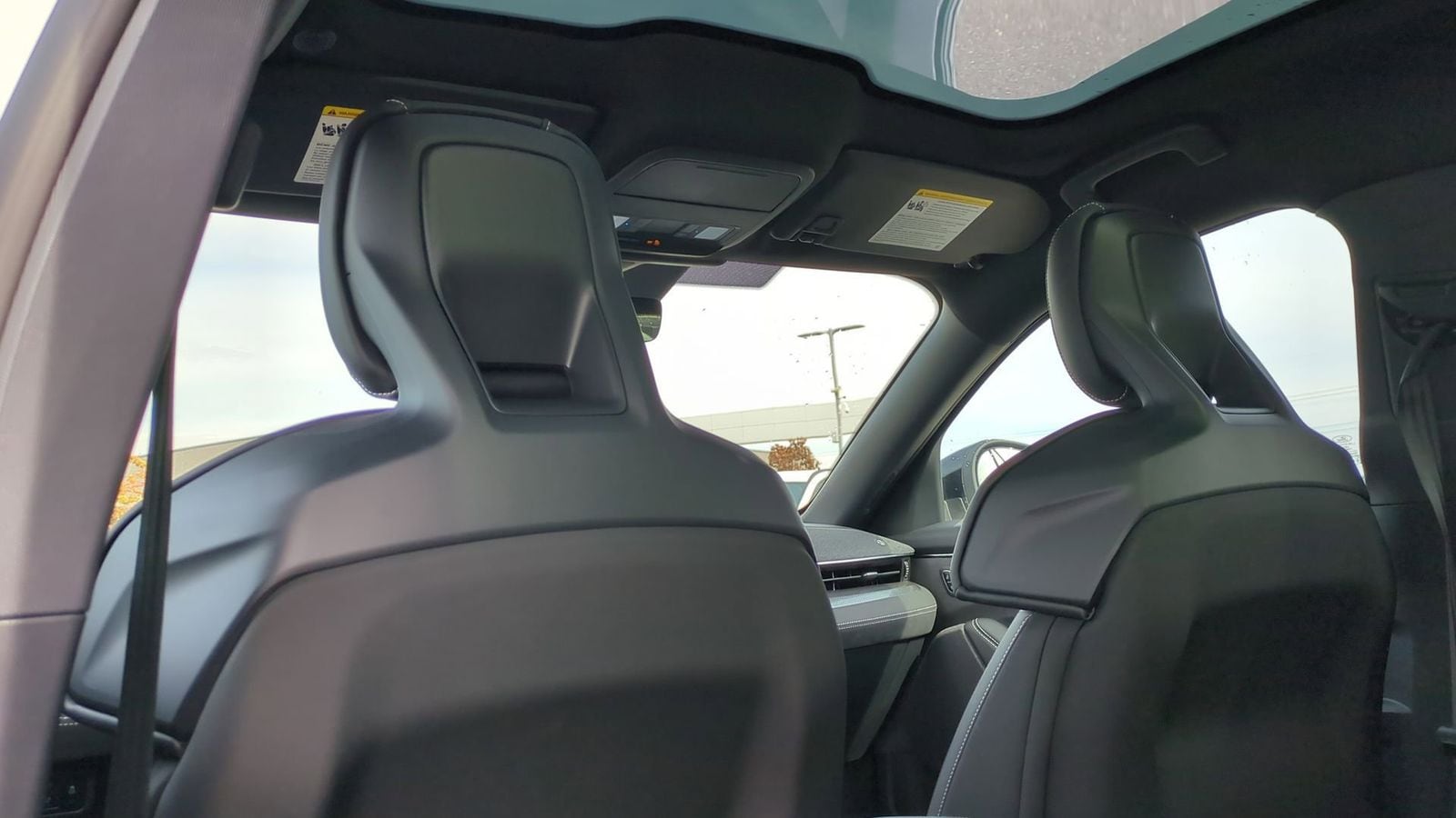 Thumbnail: 2025 Ford Mustang Mach-E - 17