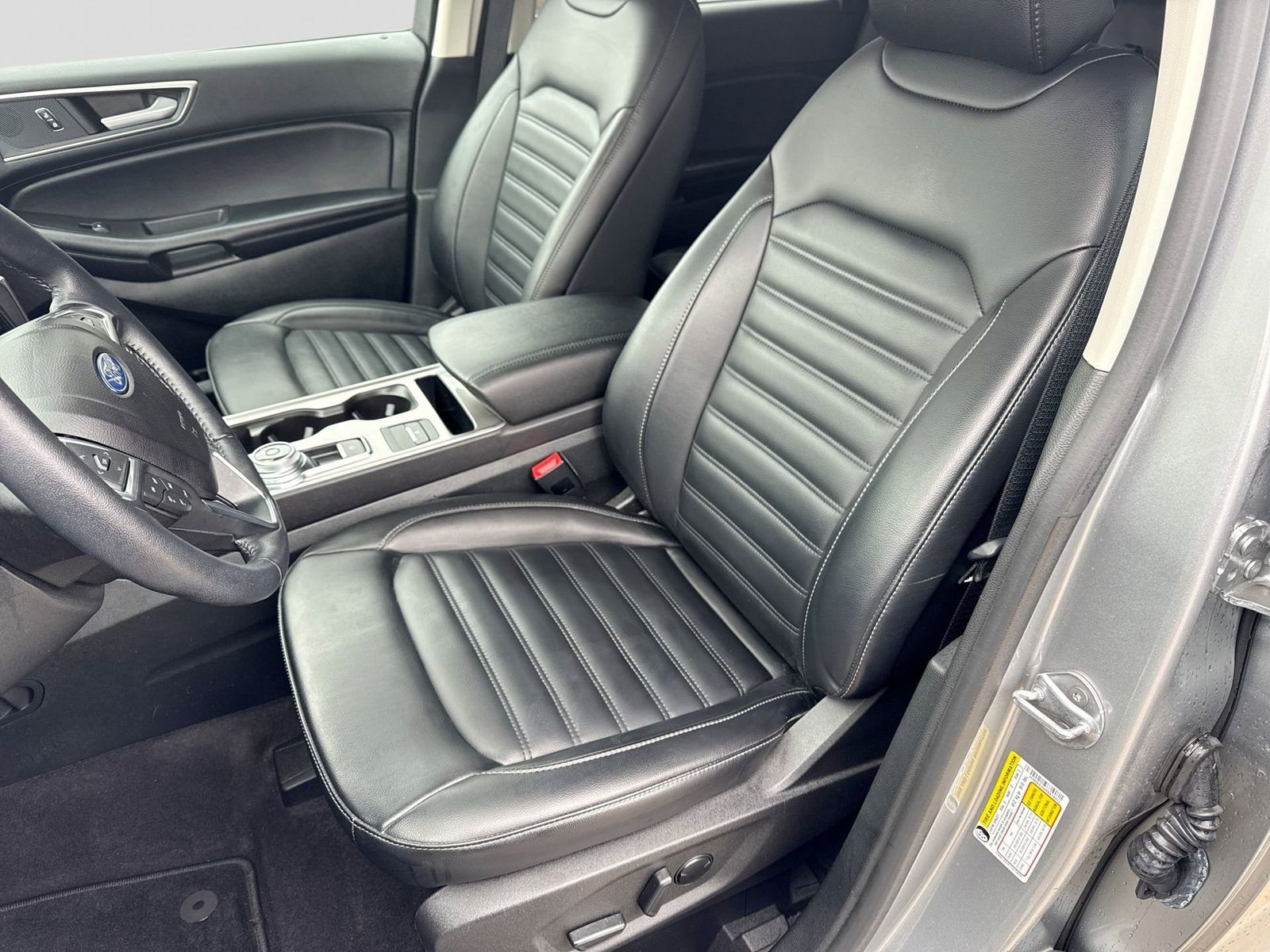 Thumbnail: 2023 Ford Edge - 18