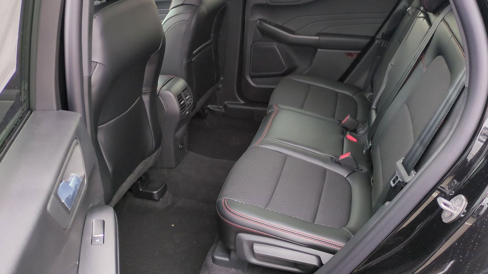 Thumbnail: 2025 Ford Escape - 18