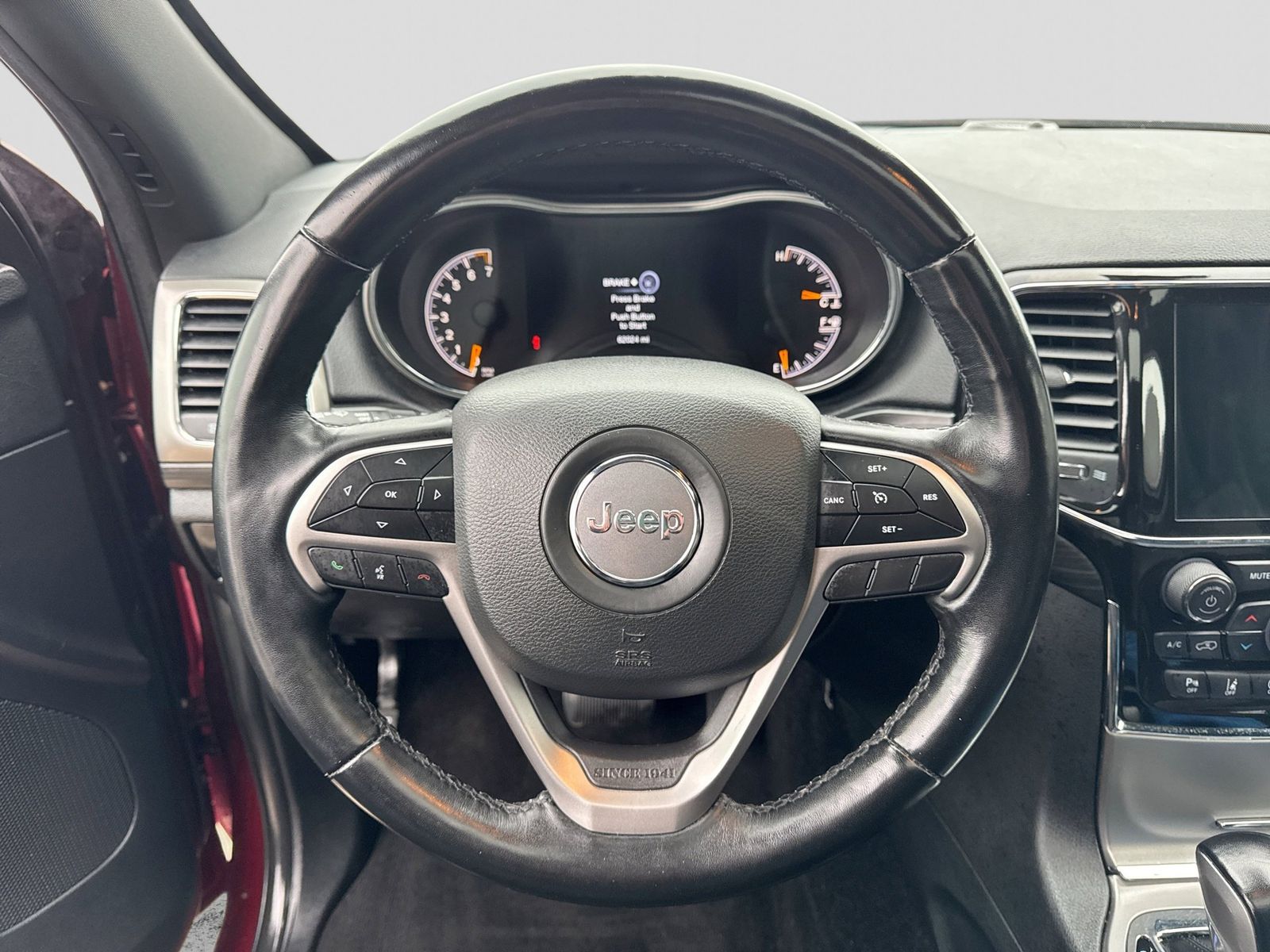 Thumbnail: 2022 Jeep Grand Cherokee - 25