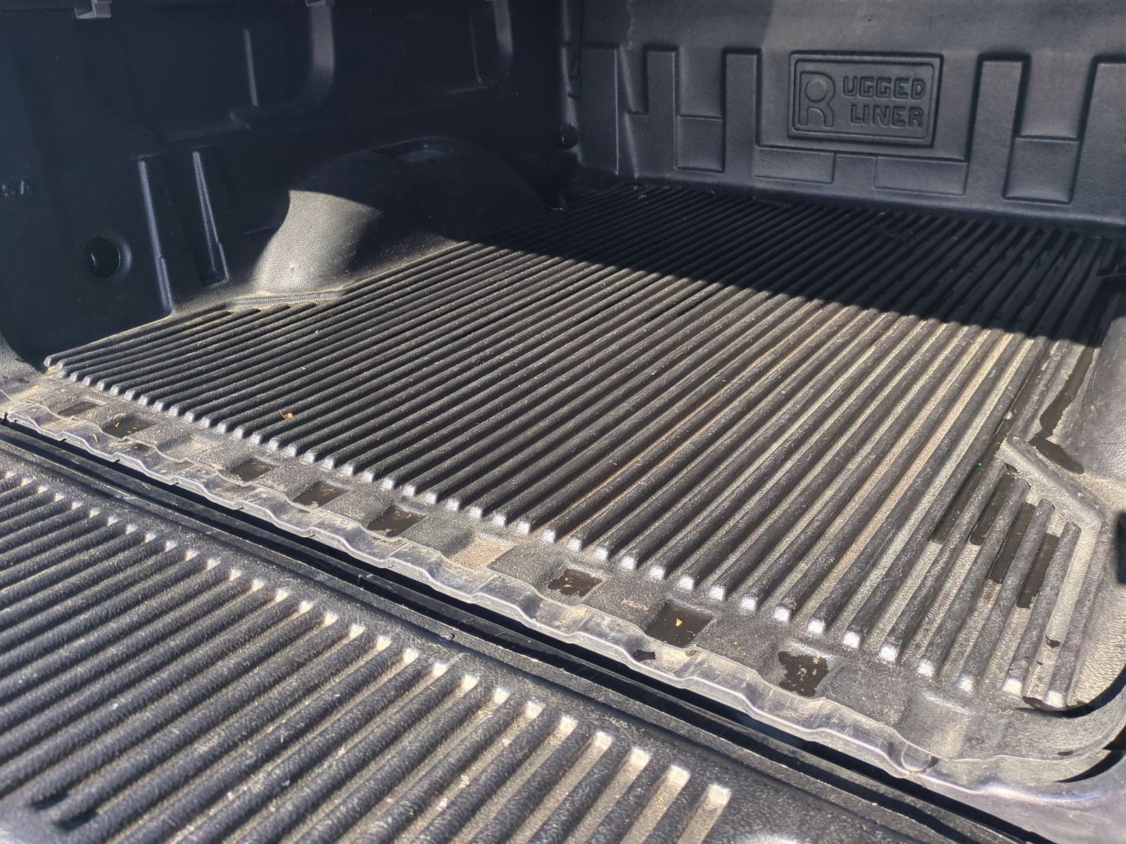 Thumbnail: 2014 Chevrolet Silverado 1500 - 34