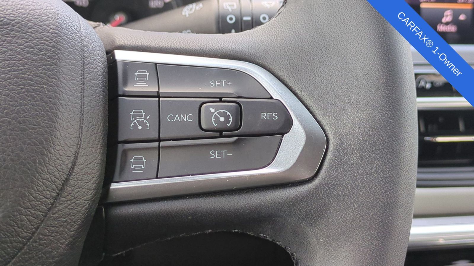 Thumbnail: 2023 Jeep Compass - 24