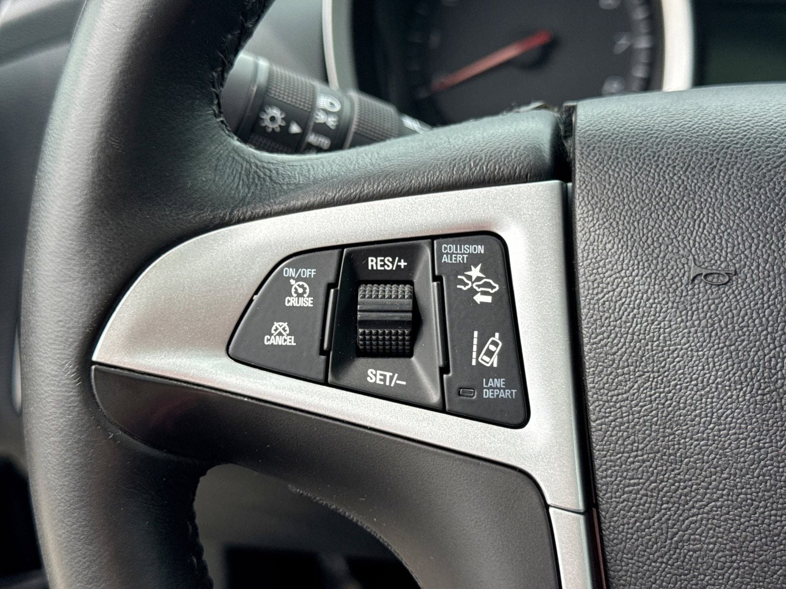 Thumbnail: 2014 Chevrolet Equinox - 22