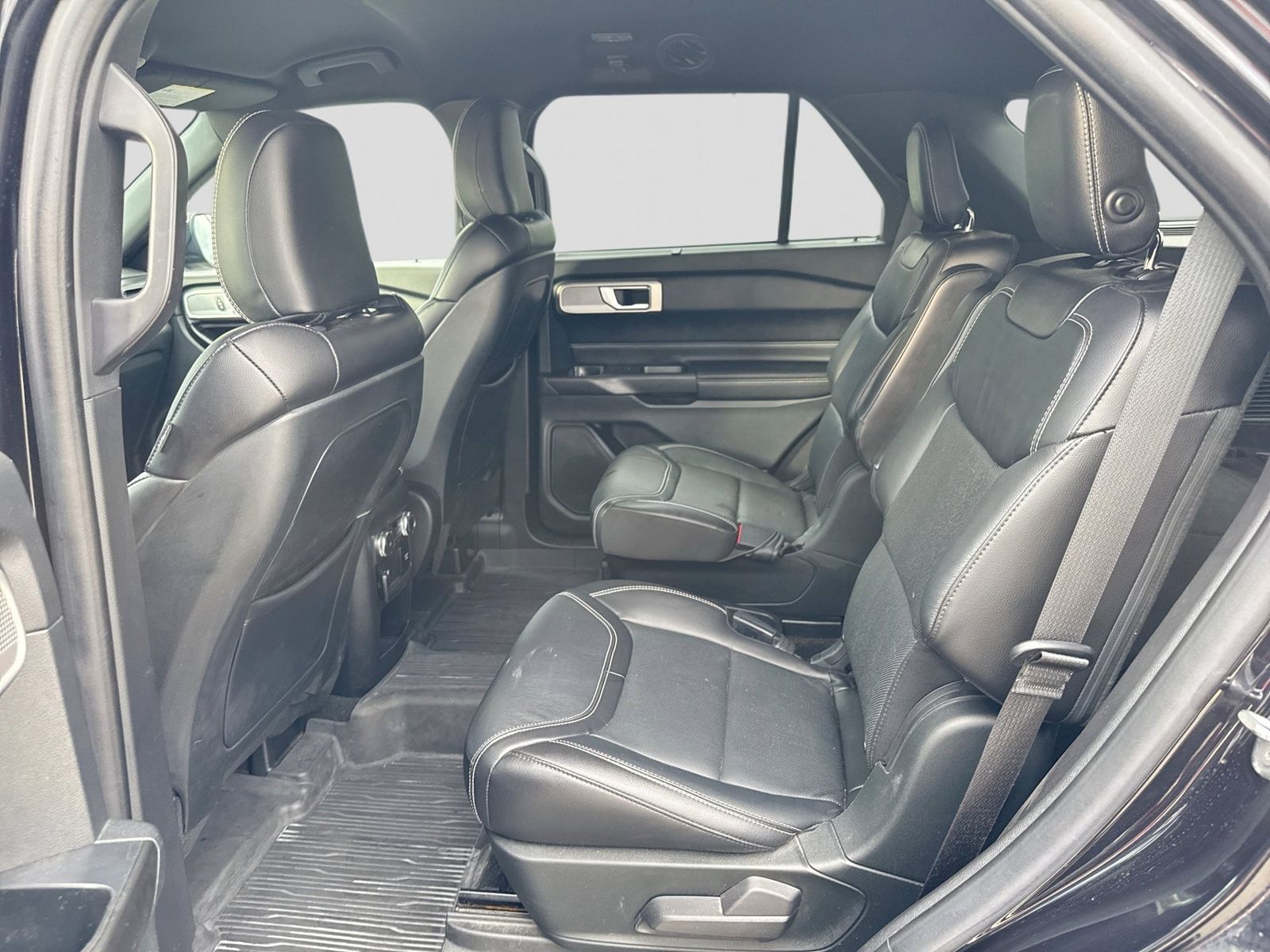 Thumbnail: 2020 Ford Explorer - 22