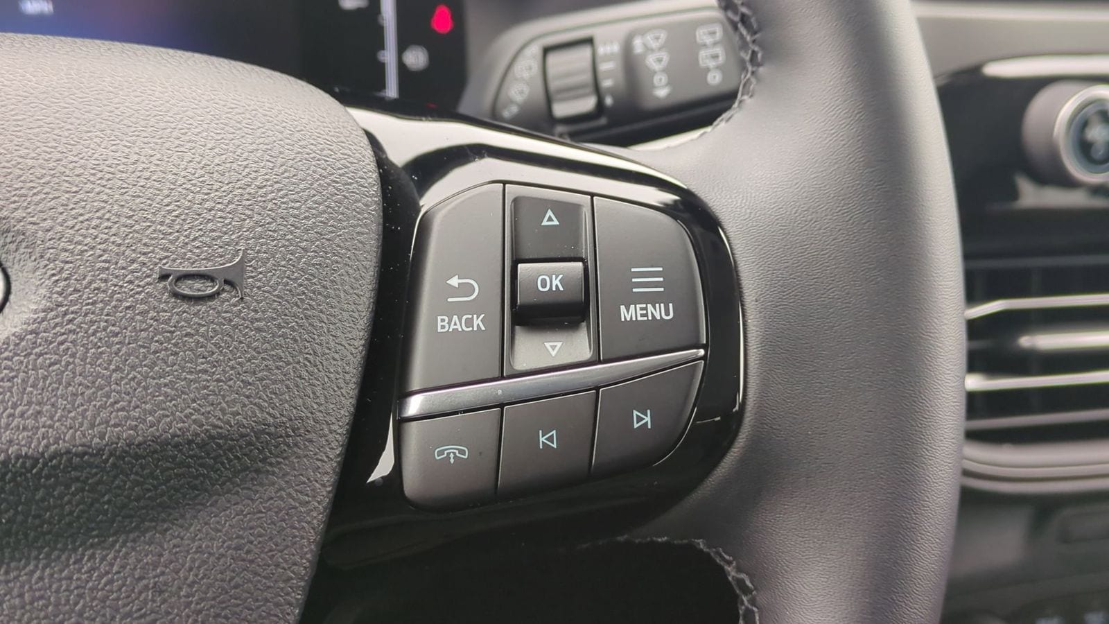 Thumbnail: 2025 Ford Escape - 22