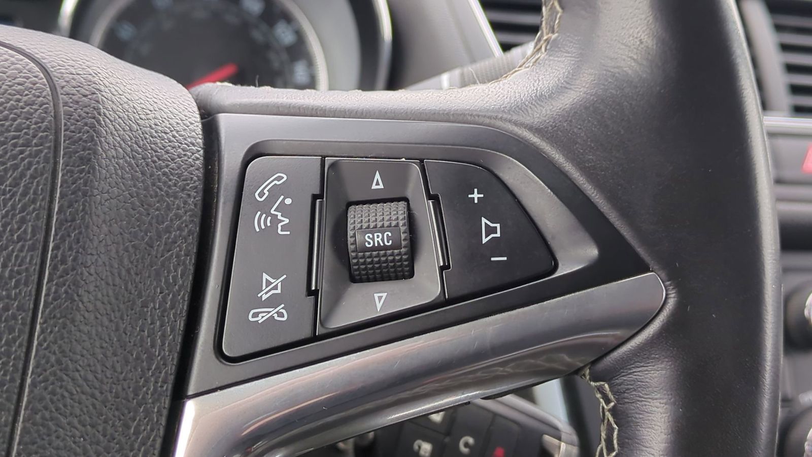 Thumbnail: 2016 Buick Encore - 27