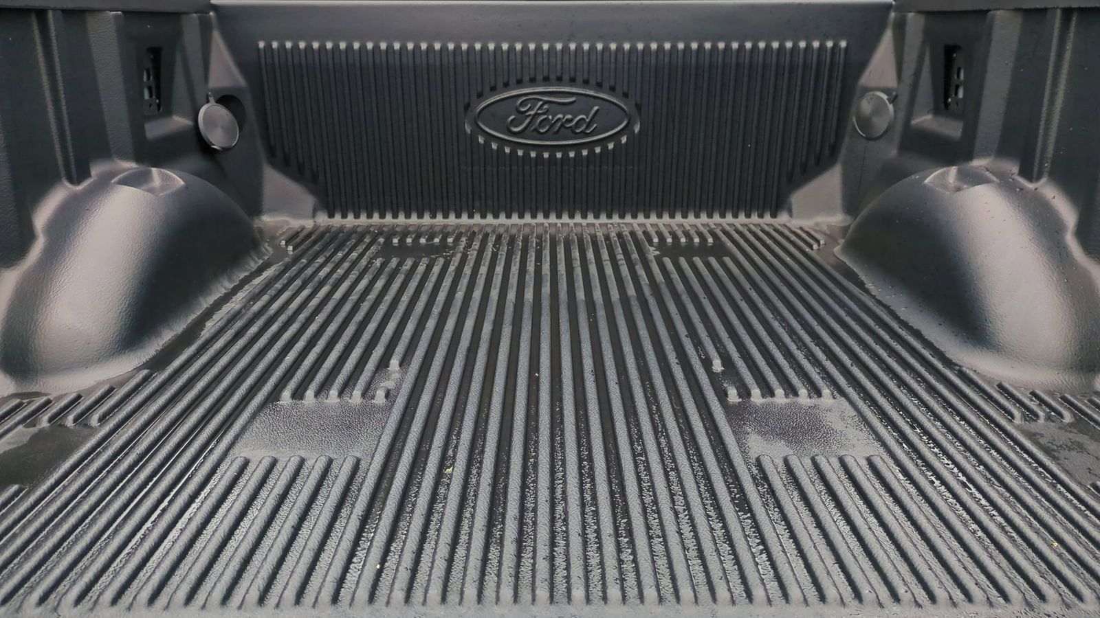 Thumbnail: 2025 Ford F-150 - 32