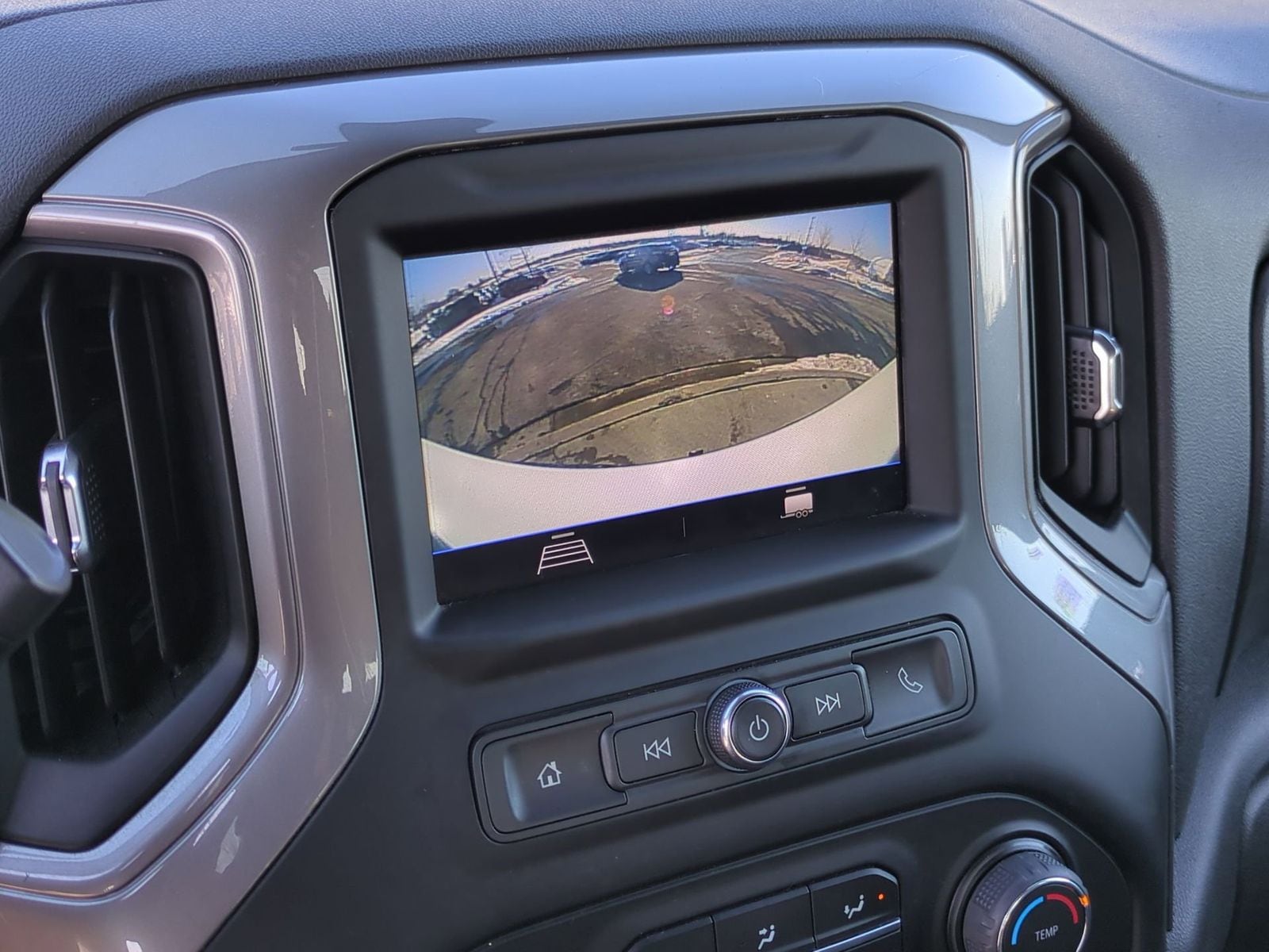 Thumbnail: 2022 Chevrolet Silverado 1500 - 32