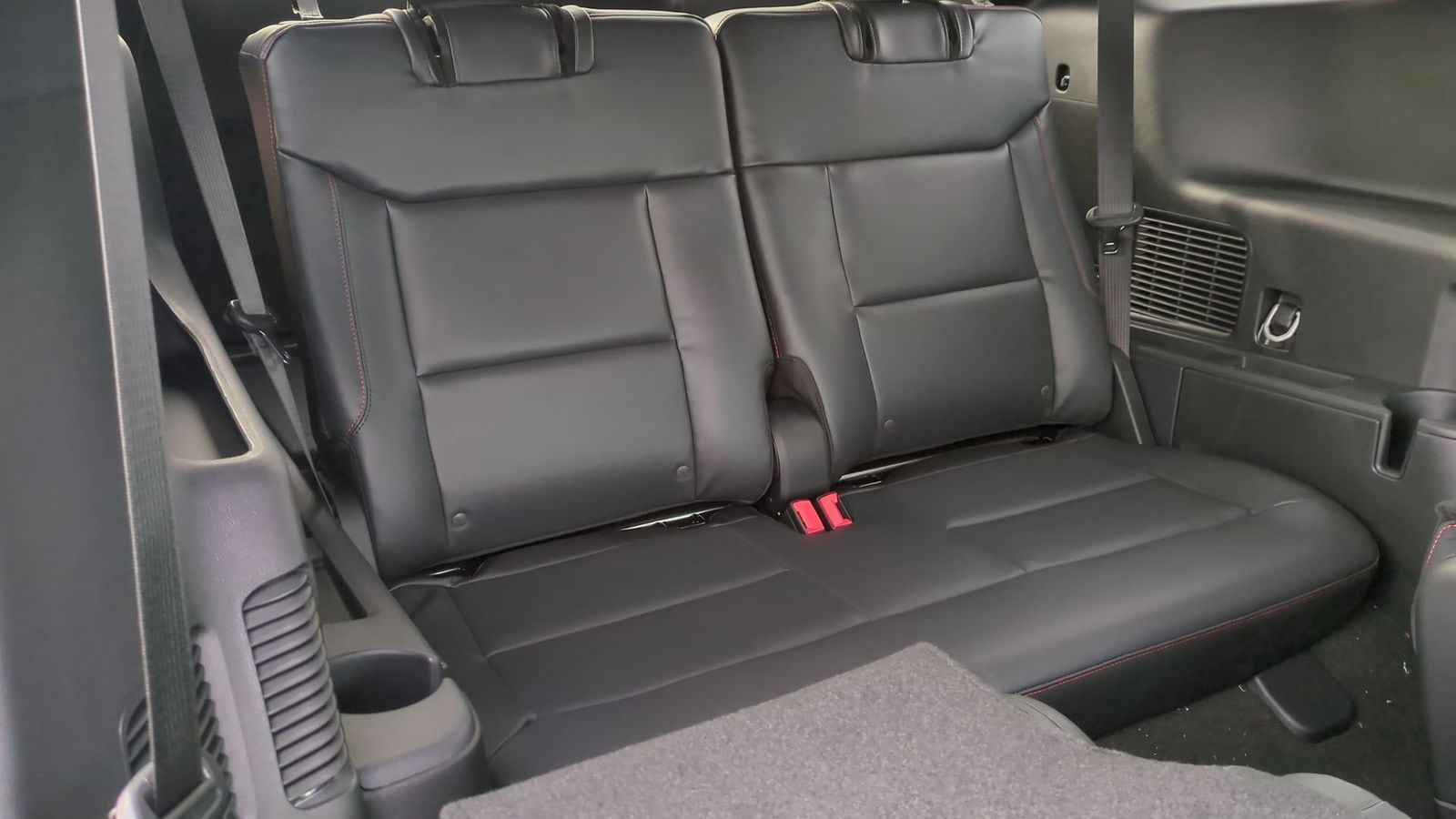 Thumbnail: 2026 Ford Explorer - 18