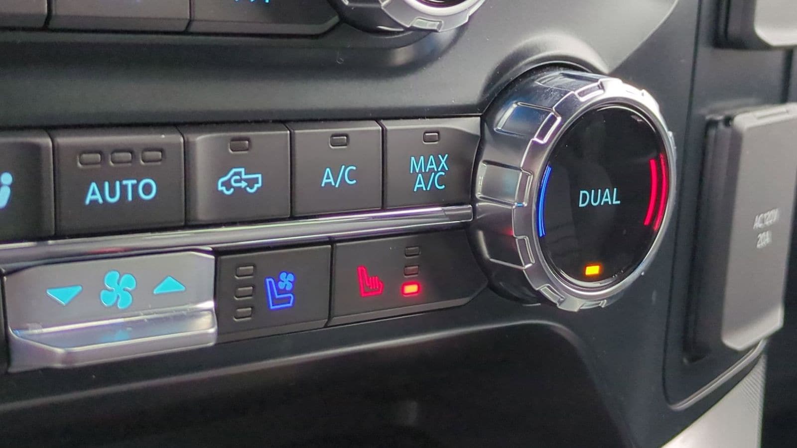 Thumbnail: 2025 Ford F-150 - 30