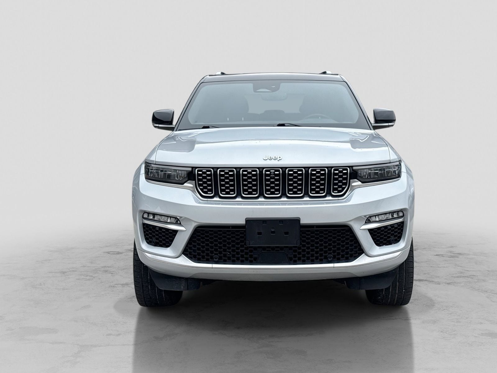 Thumbnail: 2023 Jeep Grand Cherokee - 9