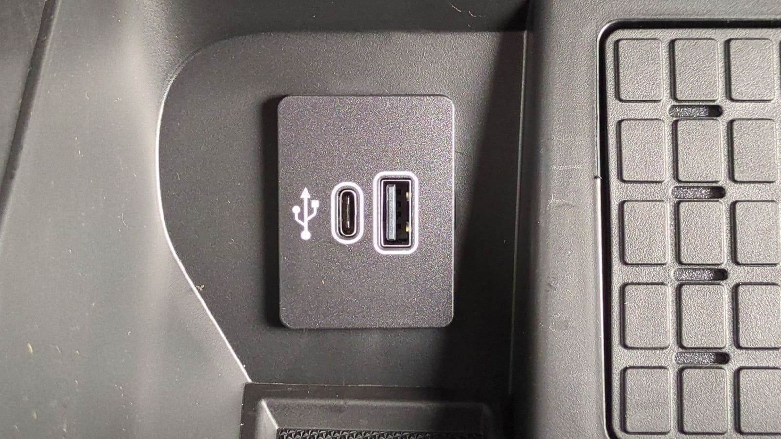 Thumbnail: 2025 Ford F-150 - 28