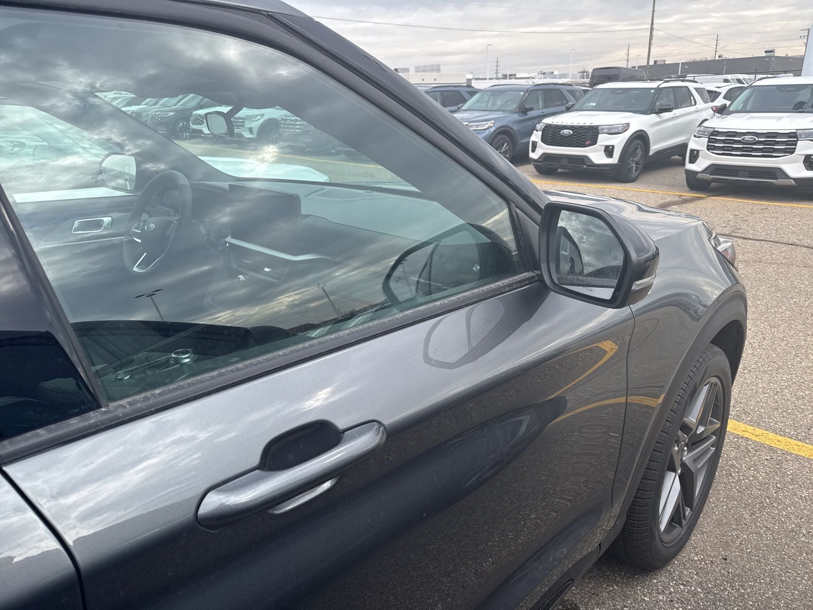 Thumbnail: 2026 Ford Explorer - 12