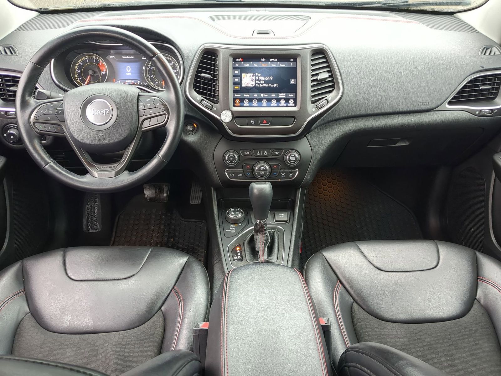 Thumbnail: 2020 Jeep Cherokee - 18