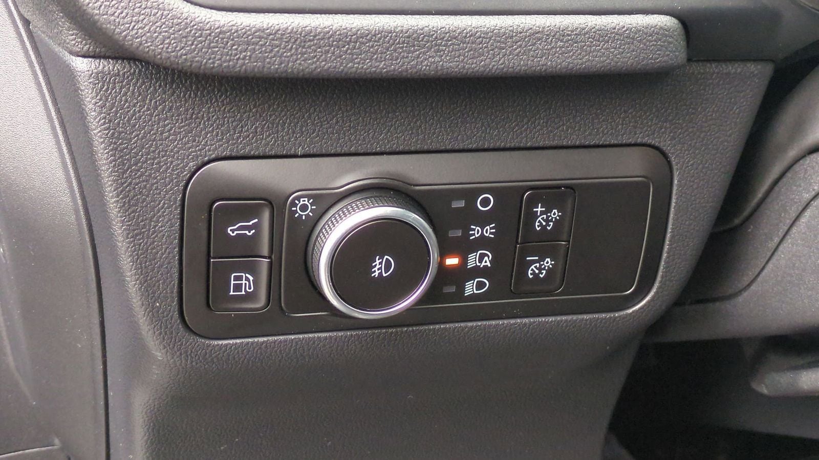 Thumbnail: 2026 Ford Escape - 15