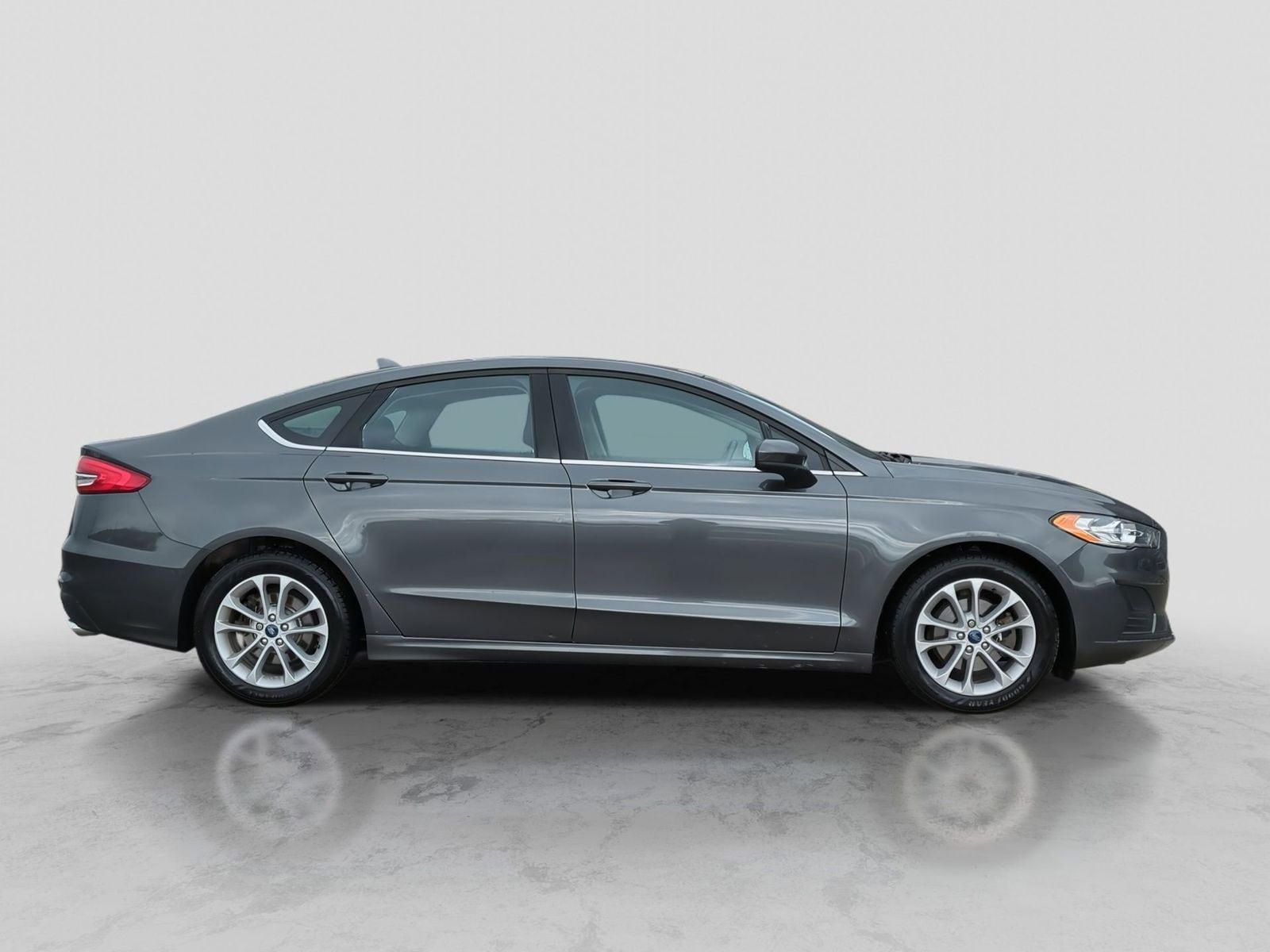 Thumbnail: 2020 Ford Fusion - 9