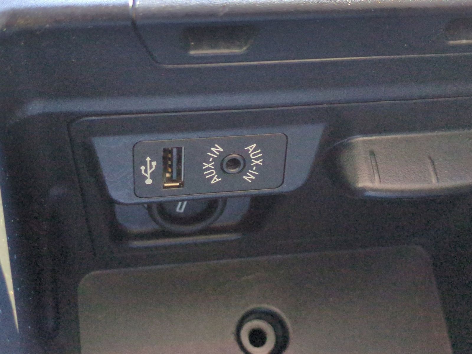 Thumbnail: 2016 BMW X5 - 33