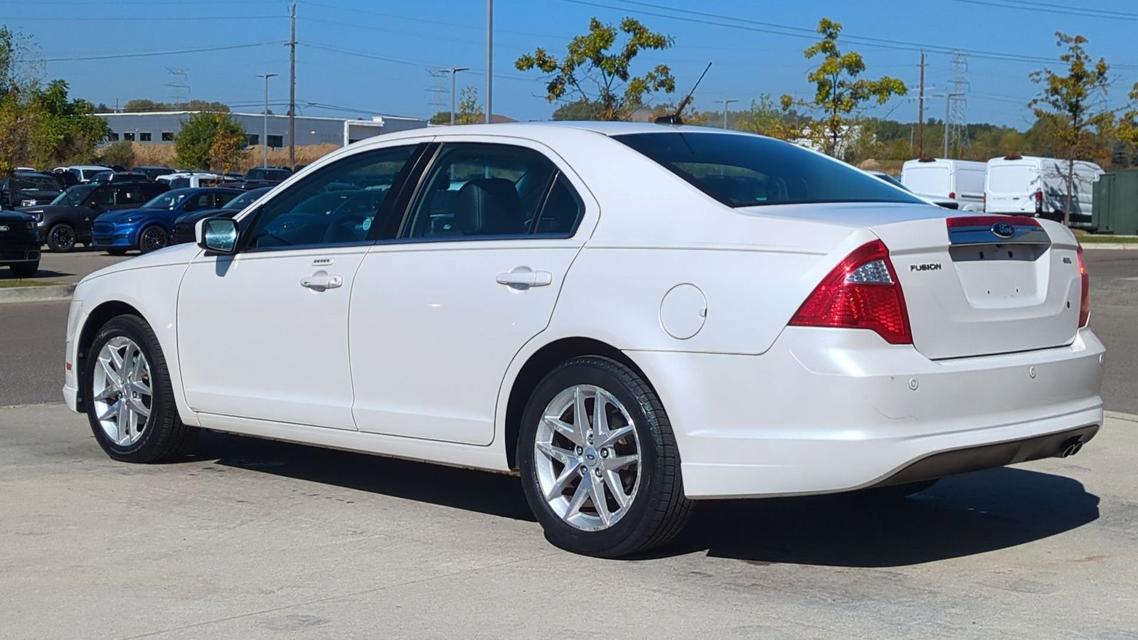 2012 Ford Fusion SEL photo 3
