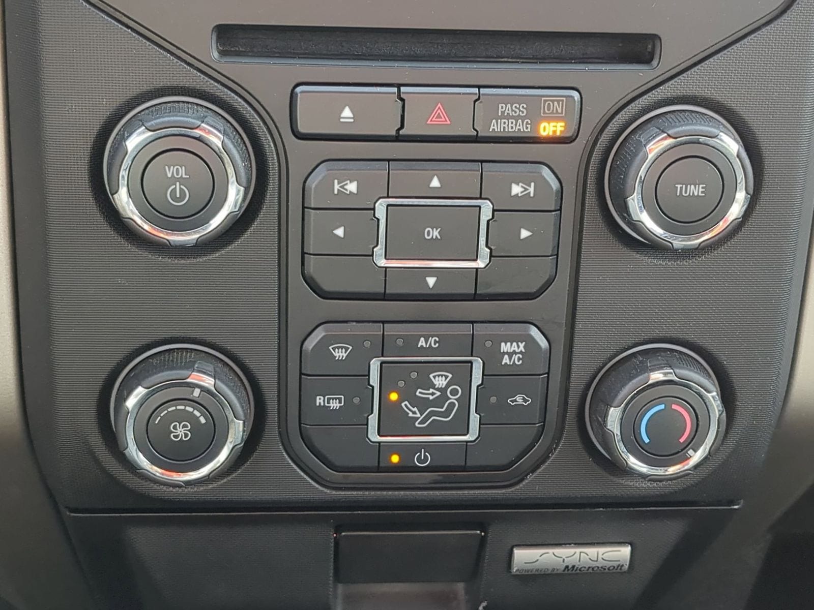 Thumbnail: 2014 Ford F-150 - 33