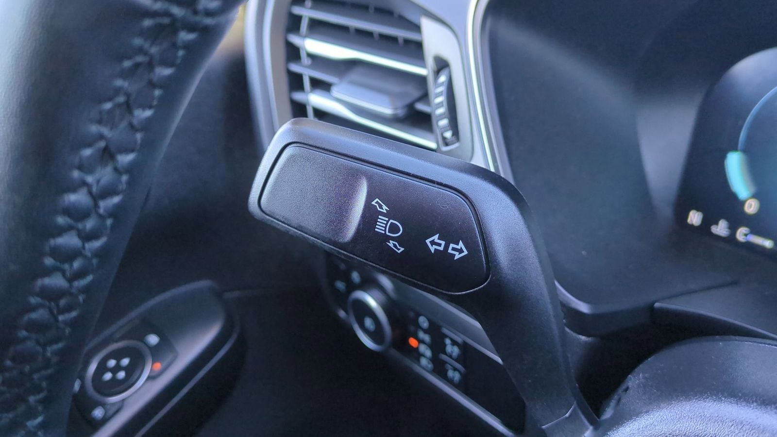 Thumbnail: 2024 Ford Escape - 26