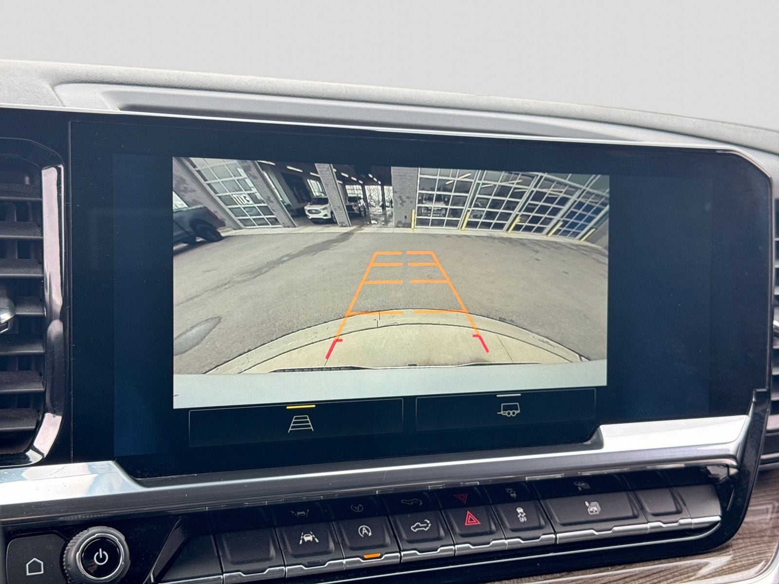 Thumbnail: 2022 Chevrolet Silverado 1500 - 32